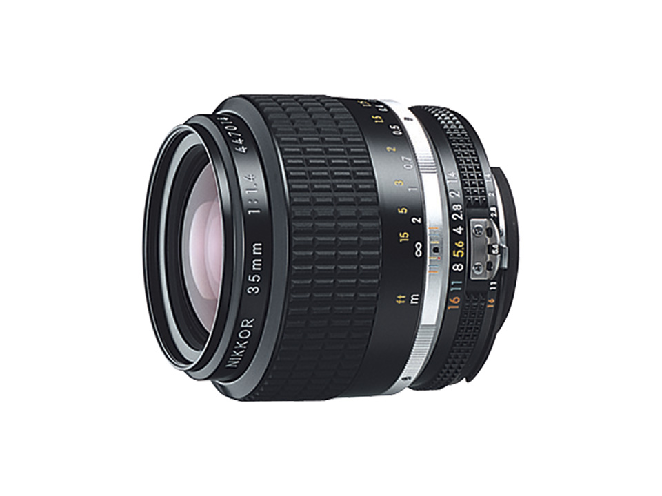 逸品】 Nikkor ai-s 【美品】Nikon 35mm 単焦点レンズ f1.4 レンズ(単 ...