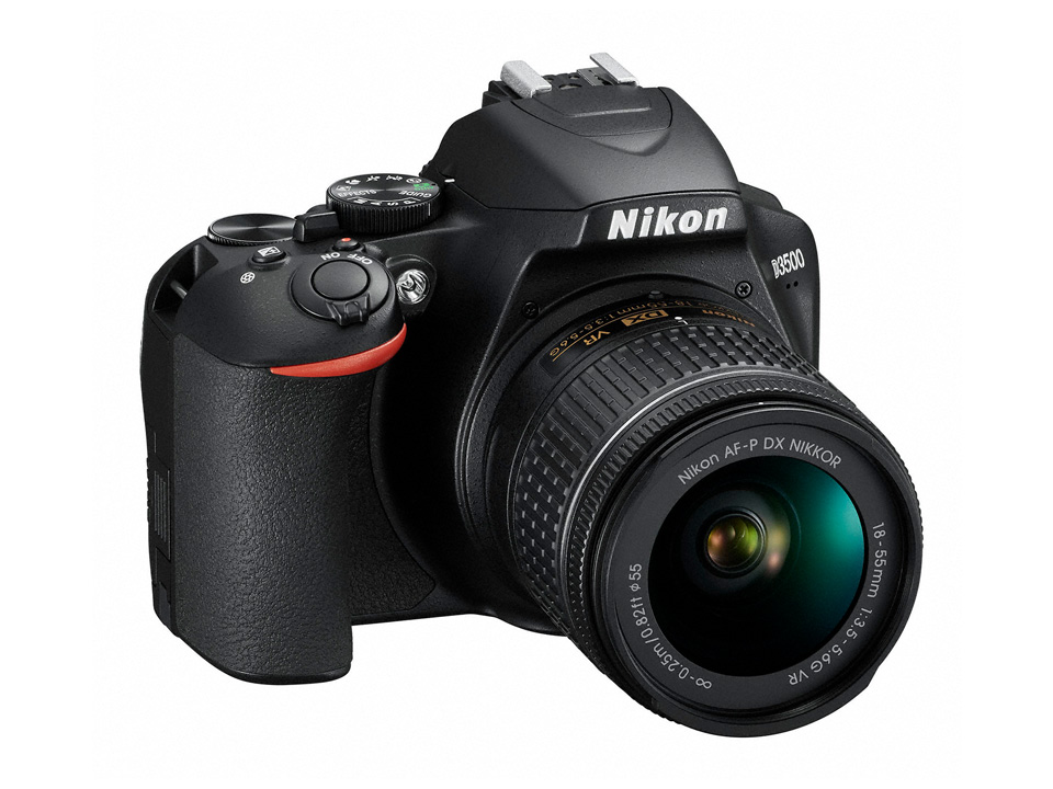 Nikon d3500 本体のみスマホ/家電/カメラ