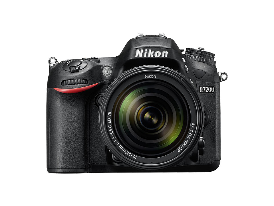 Nikon  D7200 ショット数僅か、6,585枚！