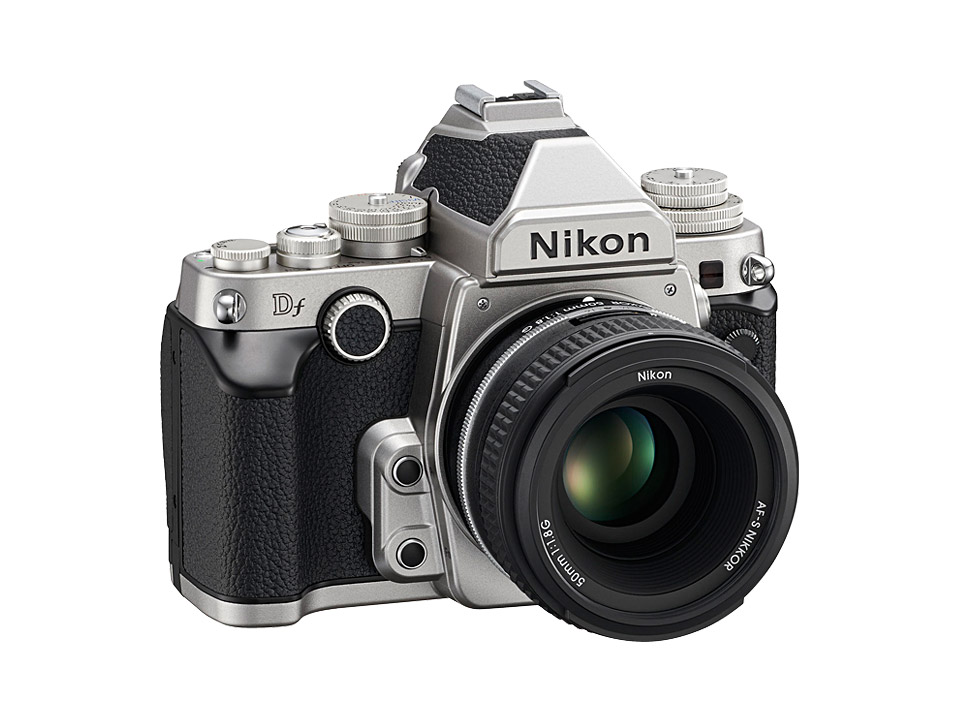 Nikon Df シルバー シャッター数：1054　超美品　送料無料　#EI19